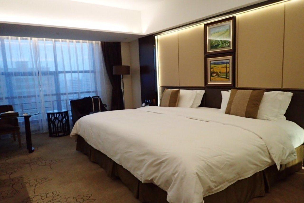 Maoming International Hotel מראה חיצוני תמונה