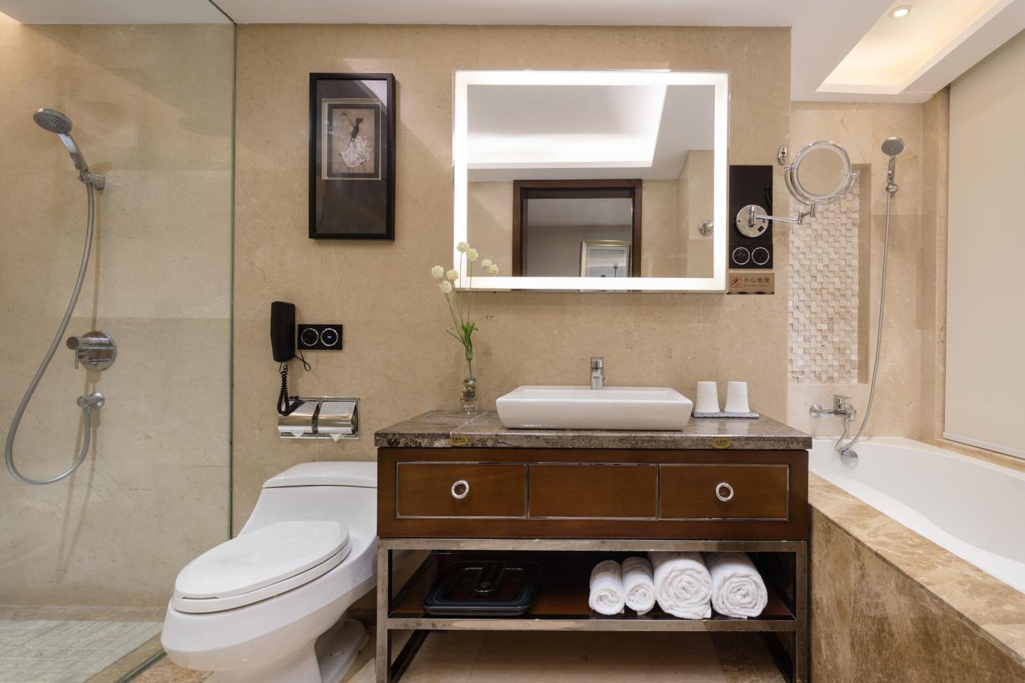 Maoming International Hotel מראה חיצוני תמונה