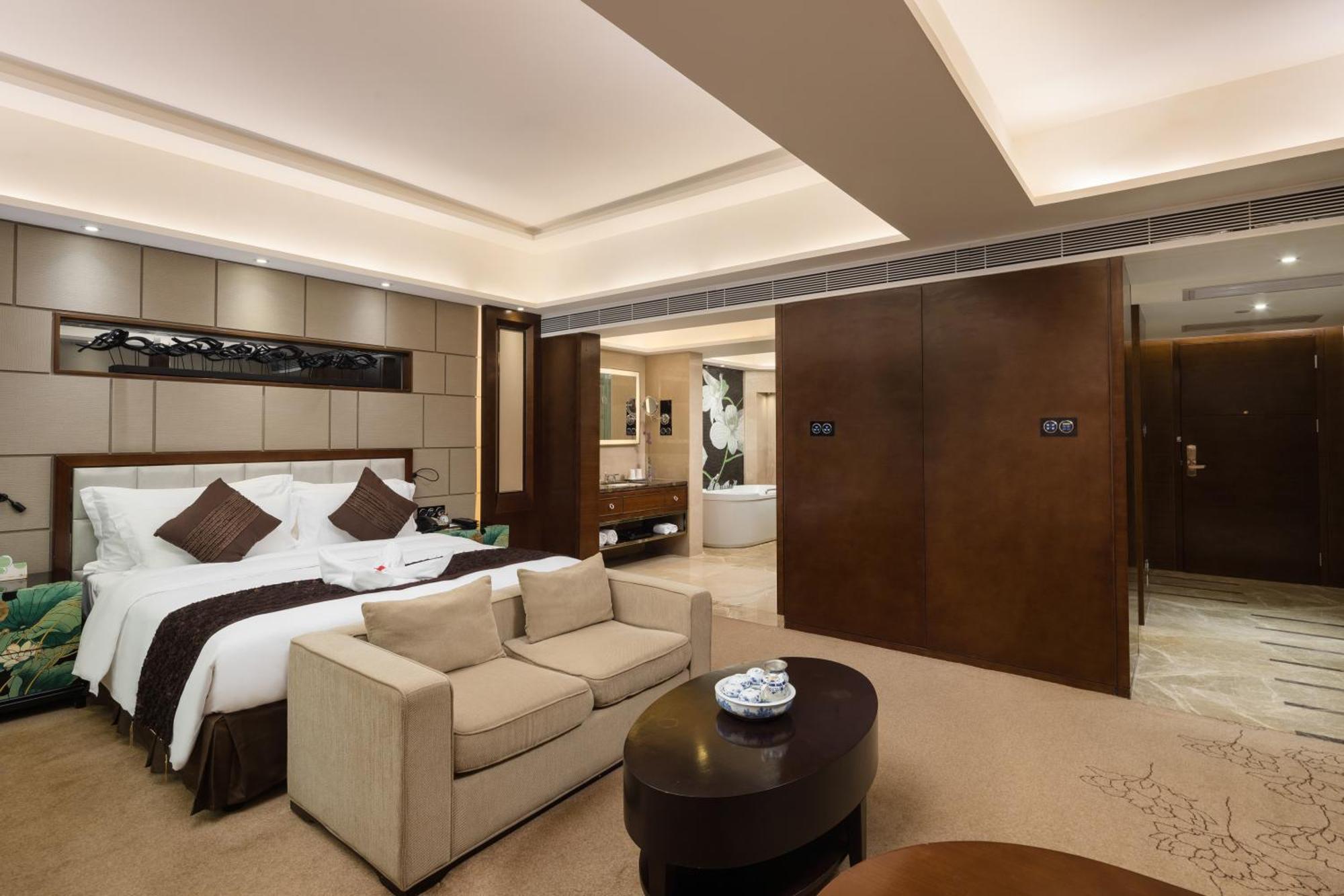 Maoming International Hotel מראה חיצוני תמונה
