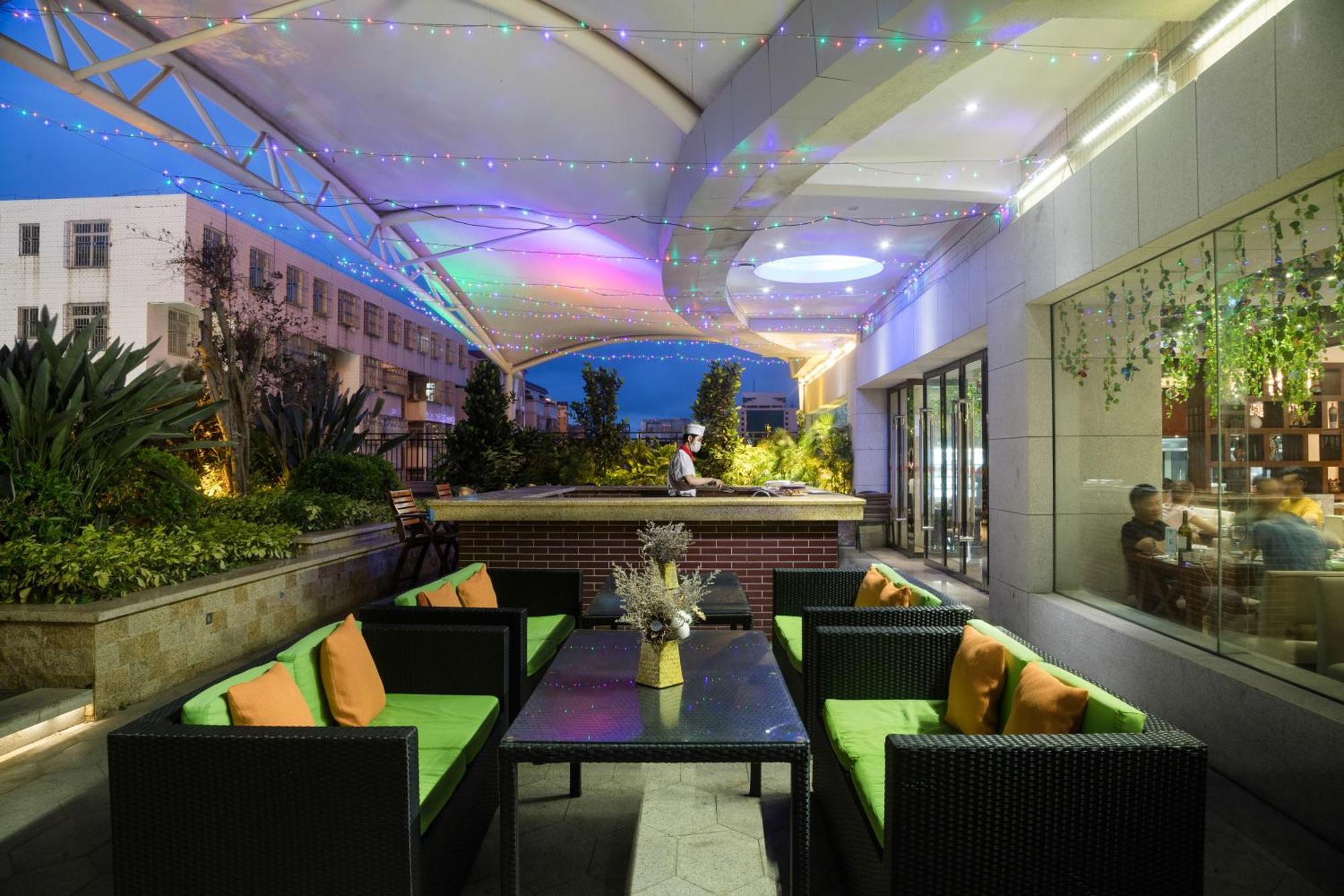 Maoming International Hotel מראה חיצוני תמונה